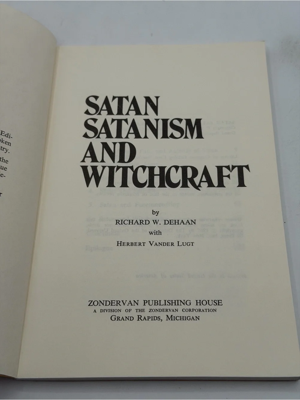 Satan Satanism and Witchcraft by Richard W. DeHaan (1972, Paperback Book)